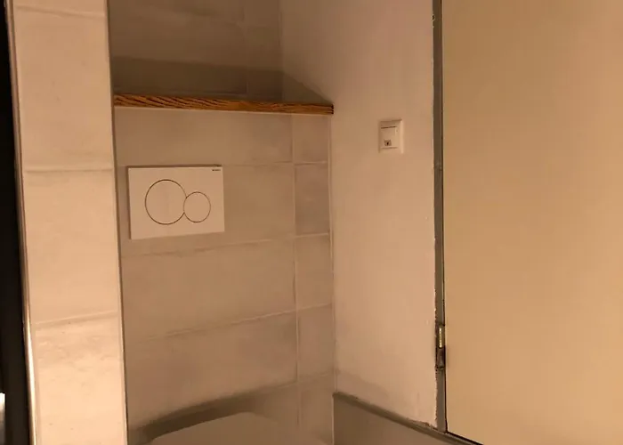 Trailhouse アパート